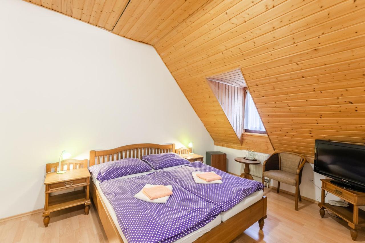 Hotel Perla Jizery ヨセフーフ・ドゥール エクステリア 写真