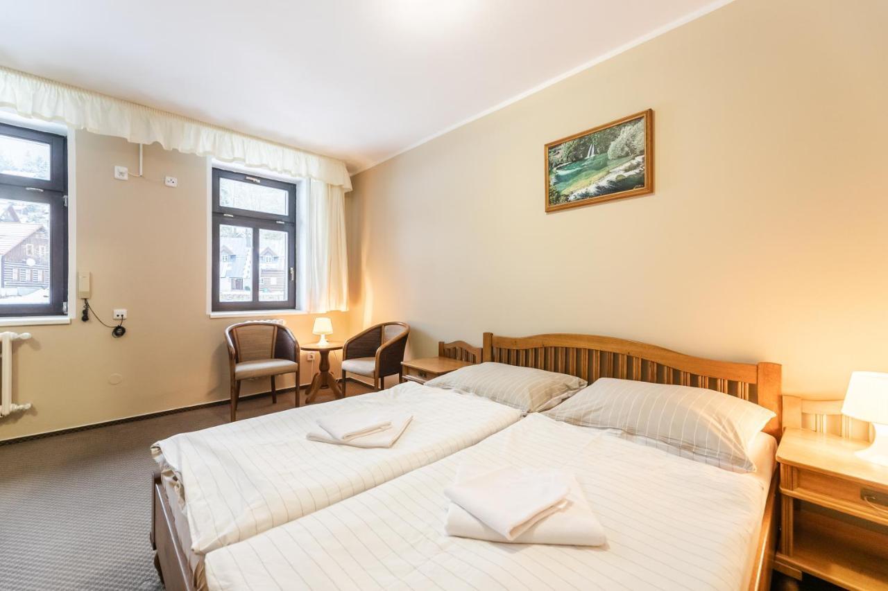 Hotel Perla Jizery ヨセフーフ・ドゥール エクステリア 写真